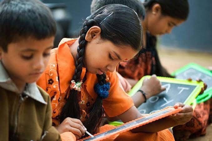 Chuppi Tod classroom session